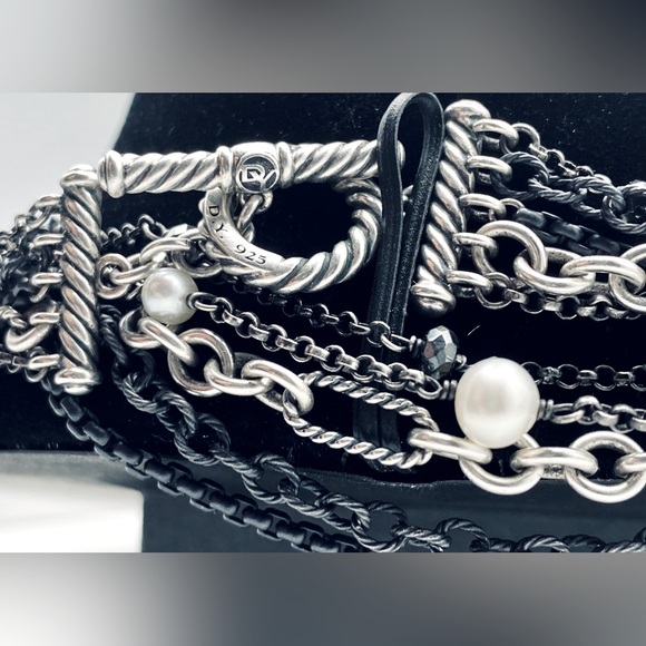 David Yurman Multistrand Quatrefoil Necklace with Onyx and Cultured White Pearls - Picture 8 of 9